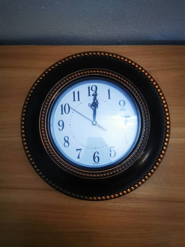 Delta Wall Clock Quartz